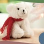 Oso polar de peluche Frosty: tu adorable compañero ártico.